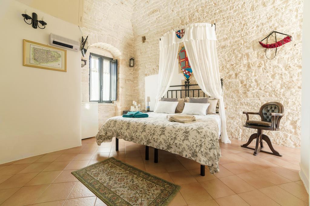 La Torre Storica Bed & Breakfast Bitonto Bagian luar foto